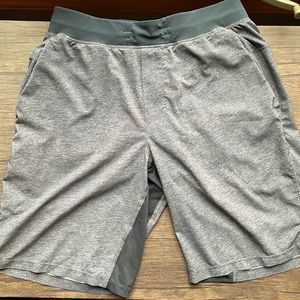 Men’s Lululemon shorts